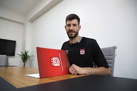 "Sivasspor" qapıçı transfer edib